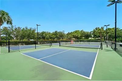 2660 Stonyhill Ct, Cape Coral, FL 33993 - Photo 32