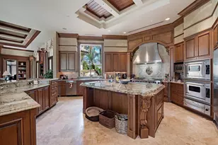 9663 Mashie Ct, Naples, FL 34108 - Photo 22