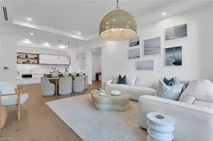 201 8th St S, Naples, FL 34102 - Photo 1