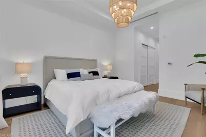 201 8th St S #208, Naples, FL 34102 - Photo 16