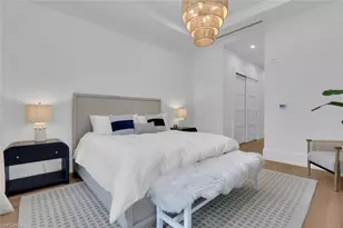 201 8th St S, Naples, FL 34102 - Photo 16