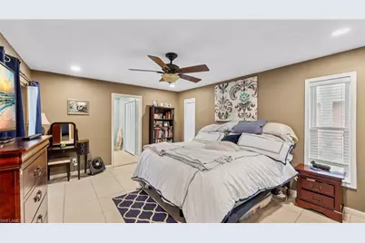 306 SE 21st Ln, Cape Coral, FL 33990 - Photo 10