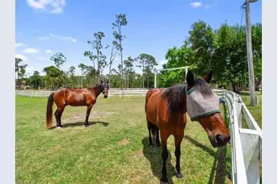 18631 Cessna Dr, North Fort Myers, FL 33917 - Photo 20