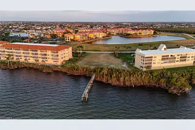 99 N Marion Ct, Punta Gorda, FL 33950 - Photo 4