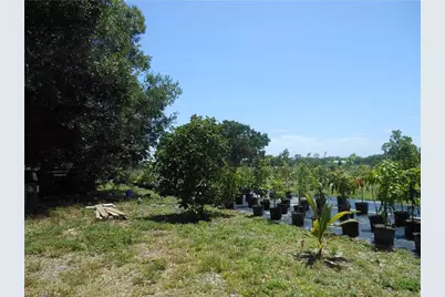 1280 Bonneville St, Labelle, FL 33935 - Photo 18