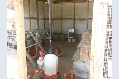 1280 Bonneville St, Labelle, FL 33935 - Photo 12