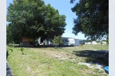1280 Bonneville St, Labelle, FL 33935 - Photo 32
