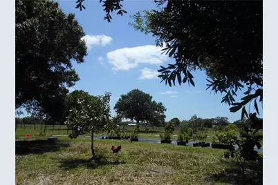 1280 Bonneville St, Labelle, FL 33935 - Photo 2