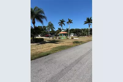 10130 Shadowood Ct, Fort Myers, FL 33905 - Photo 20