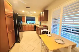 8657 Querce Ct, Naples, FL 34114 - Photo 32