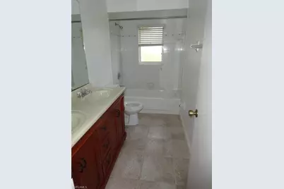 2637 SW 27th St, Cape Coral, FL 33914 - Photo 4