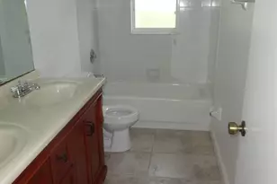 2637 SW 27th St, Cape Coral, FL 33914 - Photo 4