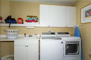 410 Flagship Dr, Naples, FL 34108 - Photo 24