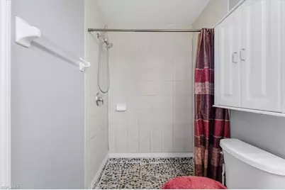 507 SE 8th Ter, Cape Coral, FL 33990 - Photo 28