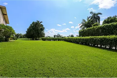 1075 Foxfire Ln #207, Naples, FL 34104 - Photo 24