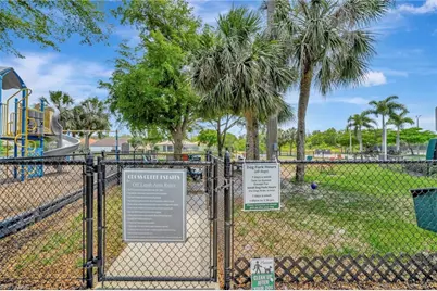 8216 Breton Cir, Fort Myers, FL 33912 - Photo 28