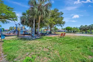 8216 Breton Cir, Fort Myers, FL 33912 - Photo 32