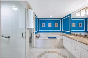 6849 Grenadier Blvd, Naples, FL 34108 - Photo 20