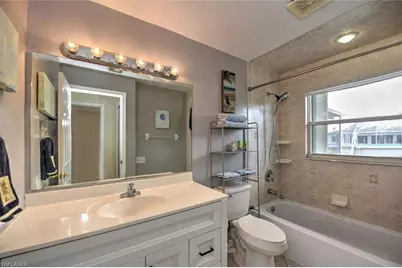 725 Sesame Ct, Cape Coral, FL 33904 - Photo 12