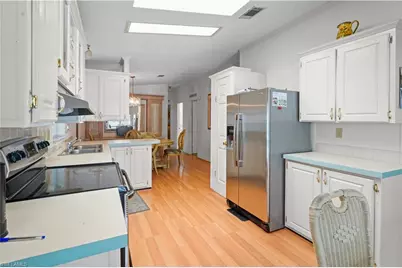 49 Turquoise Ave, Naples, FL 34114 - Photo 8