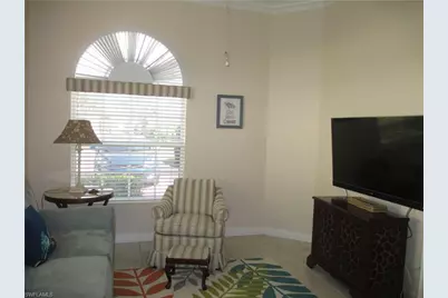 4345 Montalvo Ct, Naples, FL 34109 - Photo 4