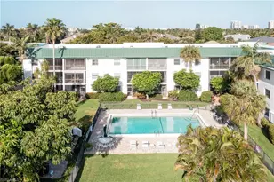 3030 Binnacle Dr, Naples, FL 34103 - Photo 4