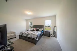 152 SE 27th Terrace, Cape Coral, FL 33904 - Photo 8