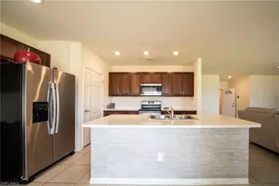 152 SE 27th Terrace, Cape Coral, FL 33904 - Photo 6