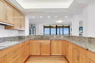 10851 Gulf Shore Dr, Naples, FL 34108 - Photo 10