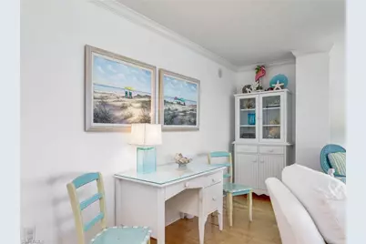 10851 Gulf Shore Dr #605, Naples, FL 34108 - Photo 4