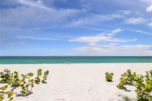 10851 Gulf Shore Dr, Naples, FL 34108 - Photo 38