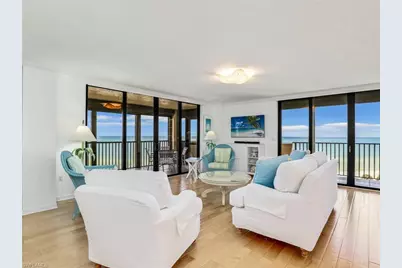 10851 Gulf Shore Dr #605, Naples, FL 34108 - Photo 2