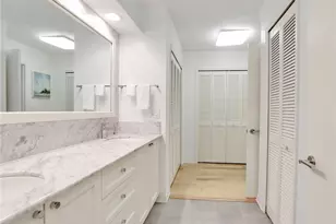 10851 Gulf Shore Dr, Naples, FL 34108 - Photo 20