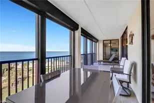 10851 Gulf Shore Dr, Naples, FL 34108 - Photo 18