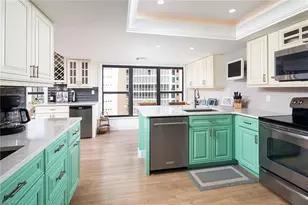 4451 Gulf Shore Blvd N, Naples, FL 34103 - Photo 8