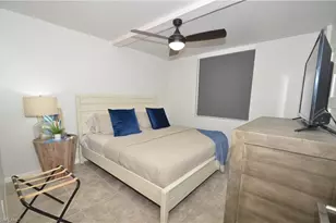 271 Southbay Dr, Naples, FL 34108 - Photo 14