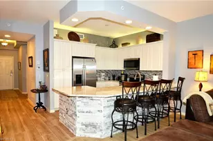 470 Launch Cir, Naples, FL 34108 - Photo 4