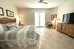 400 Flagship Dr, Naples, FL 34108 - Photo 12