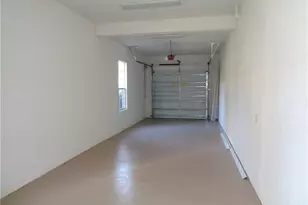 562 Avellino Isles Cir, Naples, FL 34119 - Photo 22