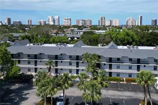 600 Neapolitan Way, Naples, FL 34103 - Photo 2