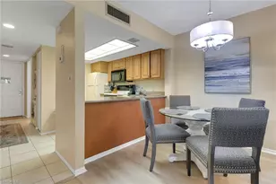 600 Neapolitan Way, Naples, FL 34103 - Photo 4