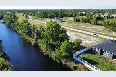 3514 NW 47th St, Cape Coral, FL 33993 - Photo 8