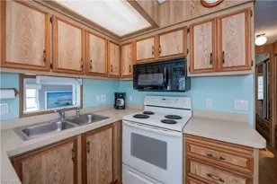 90 Lofty Ln, North Fort Myers, FL 33903 - Photo 10