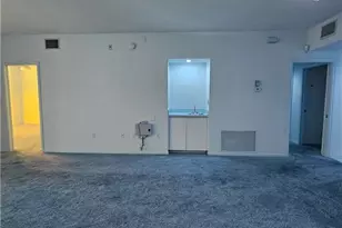 6025 Chardonnay Ln, Naples, FL 34119 - Photo 12