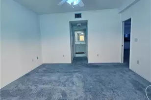 6025 Chardonnay Ln, Naples, FL 34119 - Photo 16