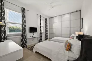 5625 Riverside Dr, Cape Coral, FL 33904 - Photo 46