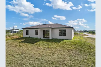 2609 53rd St W, Lehigh Acres, FL 33971 - Photo 10