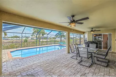 923 SW 28th Ter, Cape Coral, FL 33914 - Photo 6