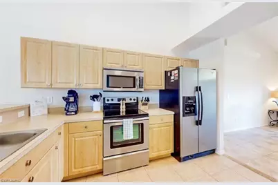 923 SW 28th Ter, Cape Coral, FL 33914 - Photo 18