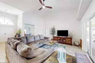 923 SW 28th Terrace, Cape Coral, FL 33914 - Photo 14